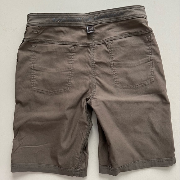 prAna Breathe Shorts Size Flat Front 32W x 11L Mud (Olive / Brown) RN124977 - Picture 16 of 16
